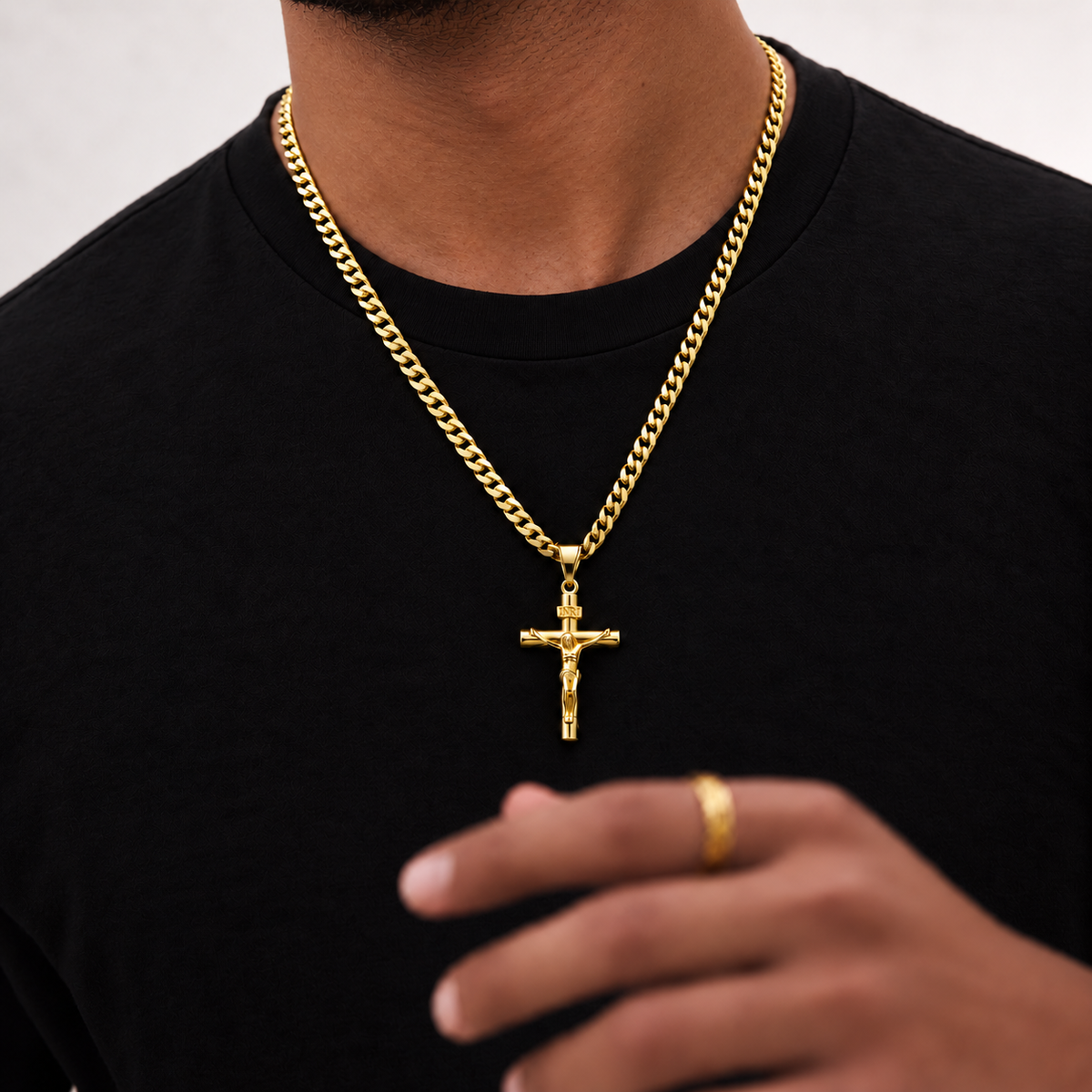 Vintage 14K Gold Crucifix
