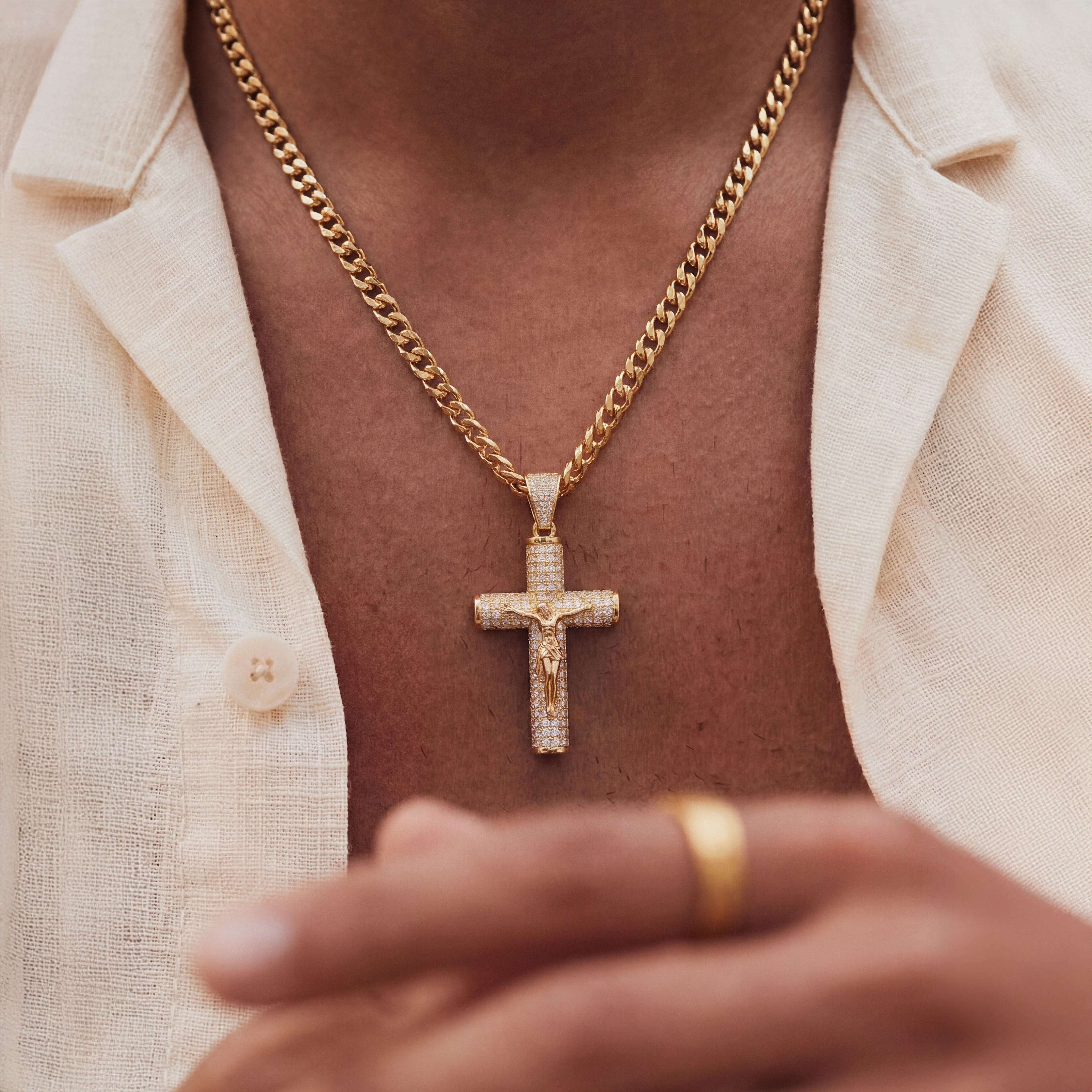 Ouro™ 14K Gold Crucifix Chain