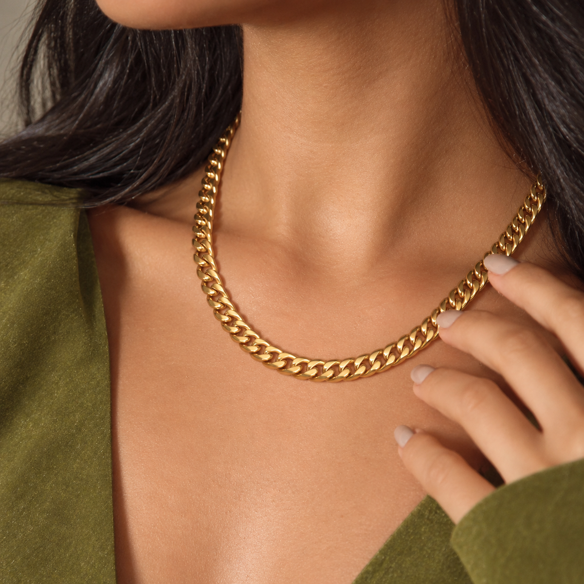 Women Cuban Chain (Gold) 8mm