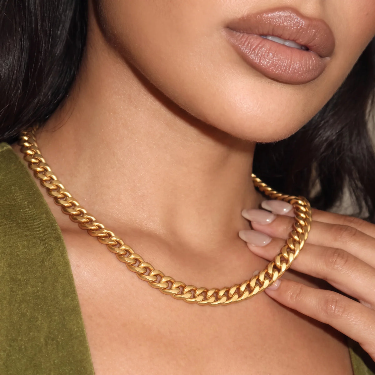 Women Cuban Chain (Gold) 8mm